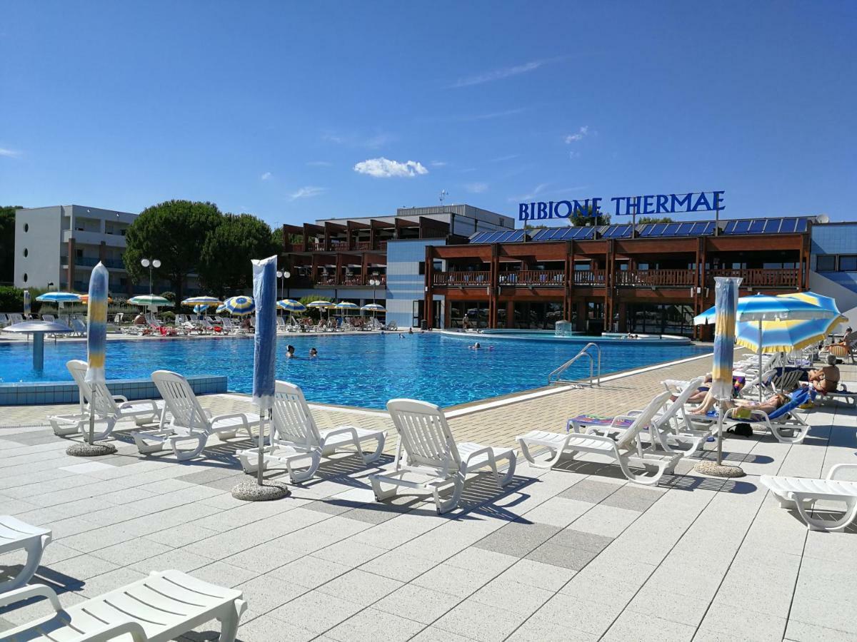 Condominio Moschettieri Bibione Exterior foto